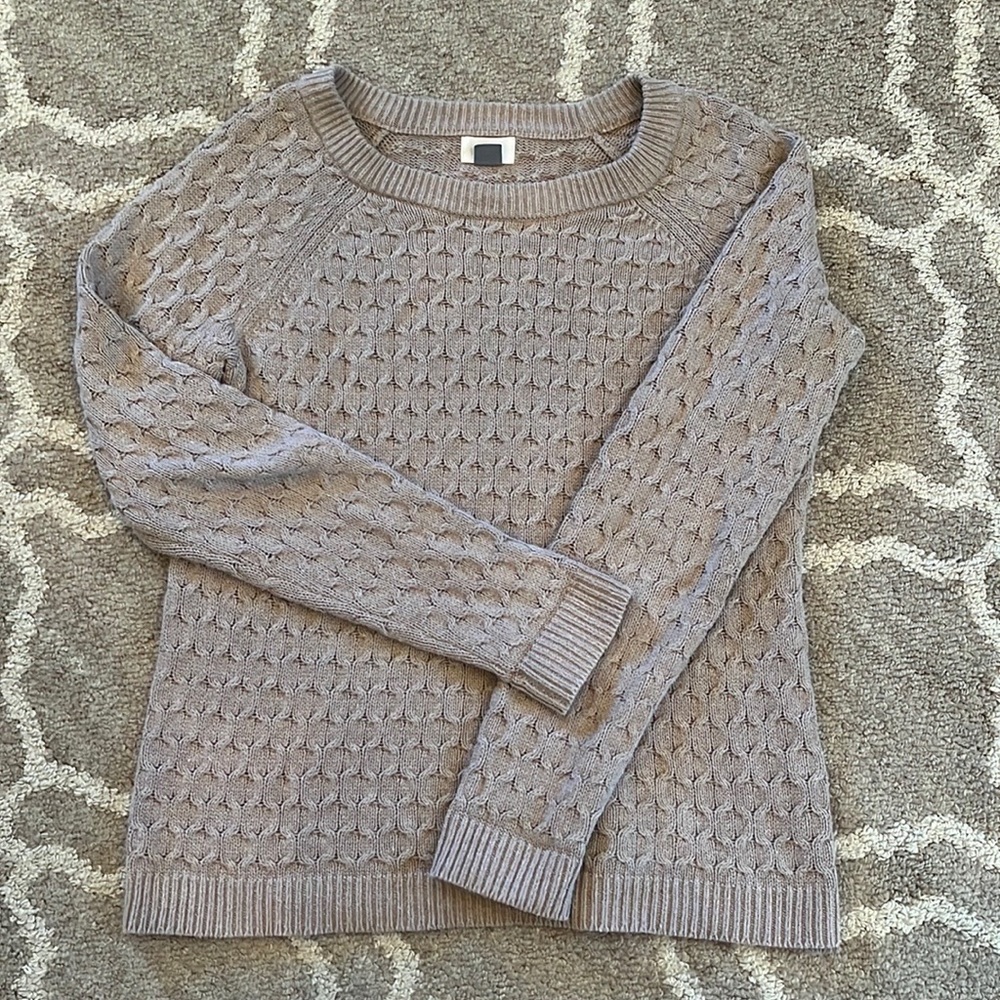 Tan Old Navy Sweater Size M